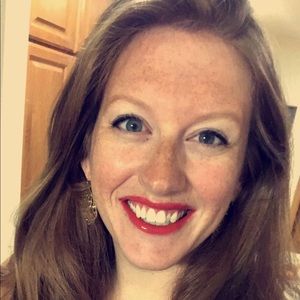 Meet your Posher, Elizabeth